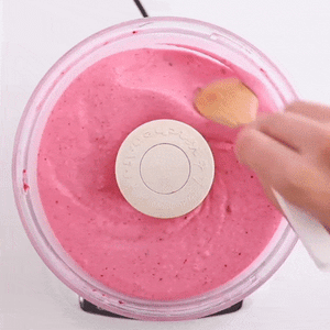 Rose Smoothie Bowl